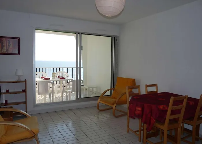 Spacieux Avec Parking Et Vue - Fr-1-328-214